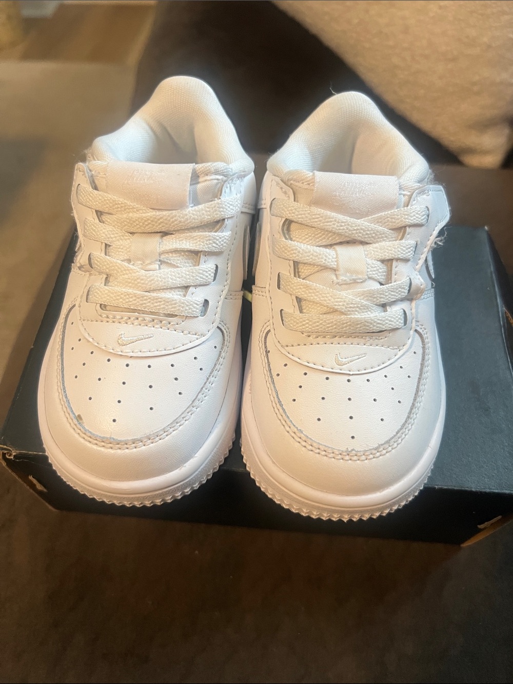 Classic White Kids Sneakers with Cushioned Support